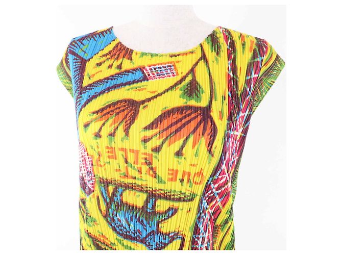 Issey Miyake PLEATS PLEASE Rare Animal/Human Tunika aus Polyester Mehrfarben - Ansicht 2