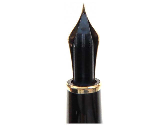 Pluma Montblanc Meisterstück Negro - vista 6