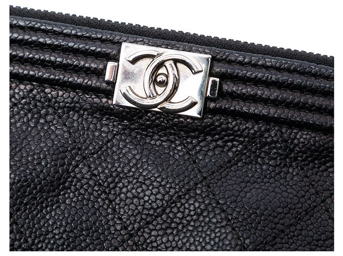 Clutch Chanel Boy O in Caviar Nero Medio Trapuntato - vista 6