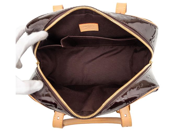 Louis Vuitton Sac Summit Drive en Vernis Monogram Violet - vue 4