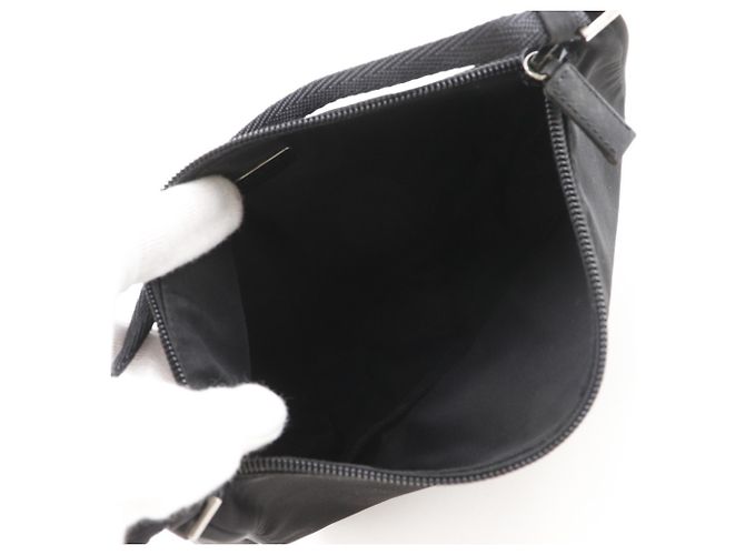 Pochette in nylon nero Prada - vista 6