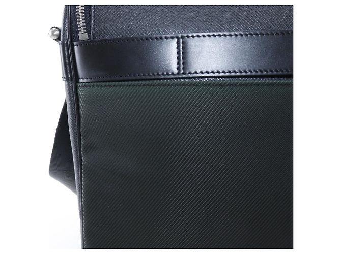 Borsa a Spalla Louis Vuitton Thai Meal M30862 Nero Grigio - vista 14