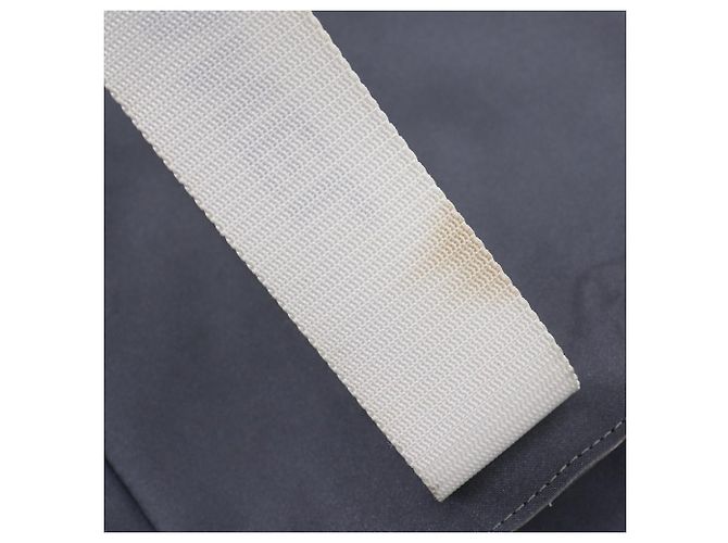 Chanel Sporttasche aus grauem Nylon Braun - Ansicht 12
