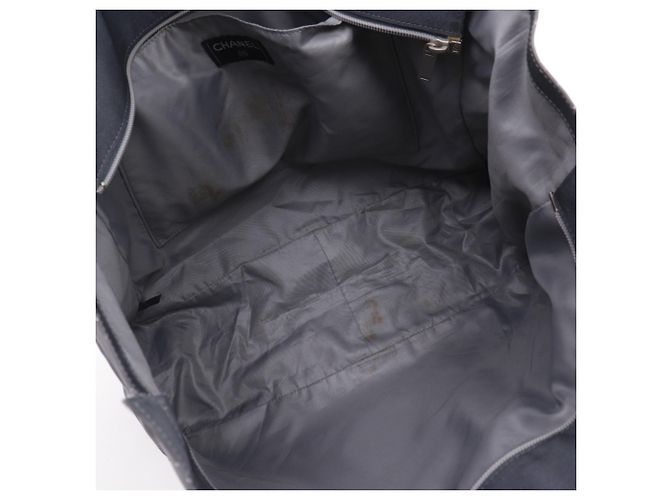 Chanel Sporttasche aus grauem Nylon Braun - Ansicht 4