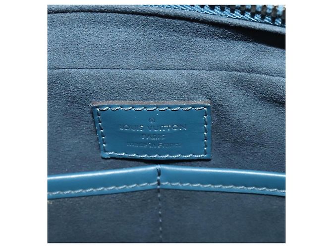 Clutch Neo Hoche in pelle Epi Louis Vuitton Blu - vista 6