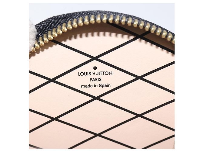 Portafoglio Boite Chapeau Louis Vuitton in tela Monogram Micro Marrone - vista 6