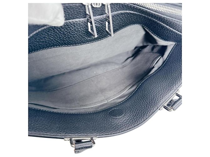 Borsa Armand MM Noir Louis Vuitton Nero - vista 12