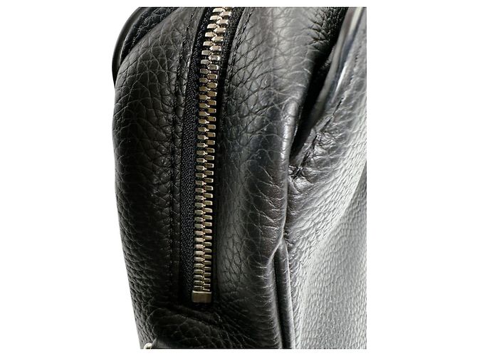 Borsa Armand MM Noir Louis Vuitton Nero - vista 16