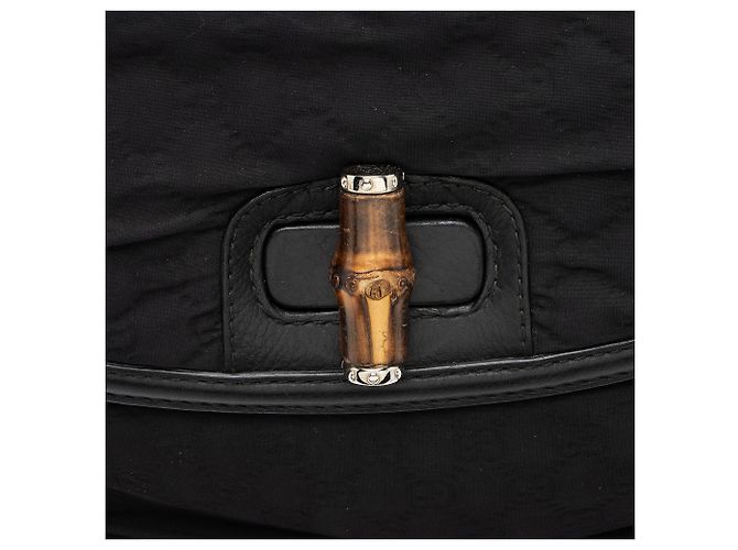 Bamboo Grande bolsa de couro neoprene com relevo GG da Gucci com tassel de bambu Preto - vista 9