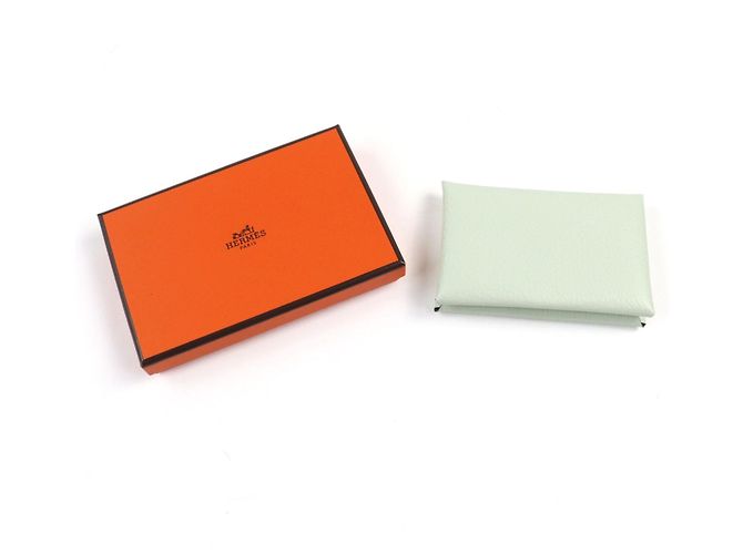 Monedero Calvi Verso de Chèvre de Hermès Verde - vista 2