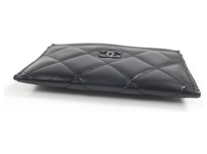 Timeless Tarjetero Chanel Matrasse COCO Mark de piel de cordero Negro - vista 4