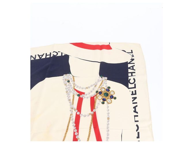Chanel Mademoiselle Gripoix Colored Stone Scarf Beige Navy blue - view 3