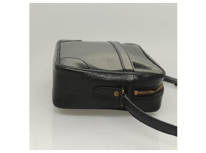 Louis Vuitton Trocadero Epi Leather 27 Nero - vista 3