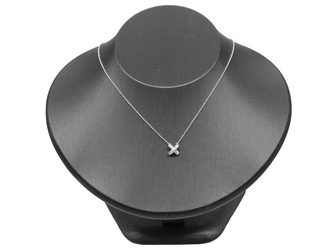 Collana in Platino 950 con Diamanti a Punto Croce Tiffany & Co. - vista 2