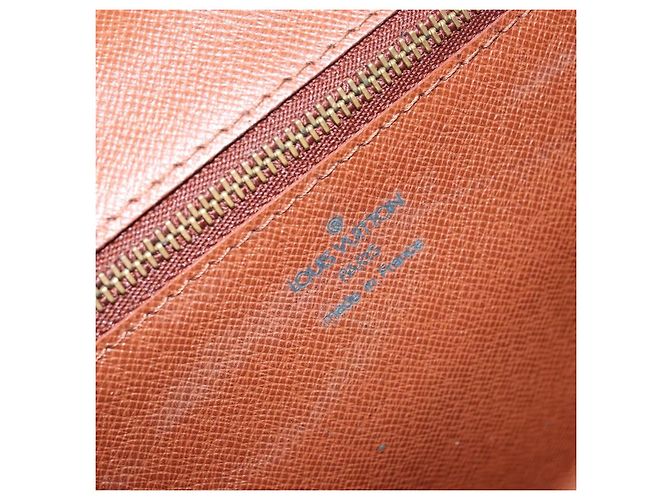LOUIS VUITTON Borsa a Spalla Monogram Bordeaux 27 M51797 LV Auth ep13588 Monogramma - vista 19