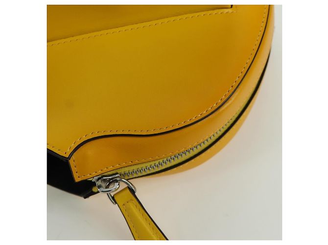 FENDI Custodia per Racchetta da Ping Pong Borsa a Spalla Pelle Gialla Argento Auth 166245SM Giallo - vista 14