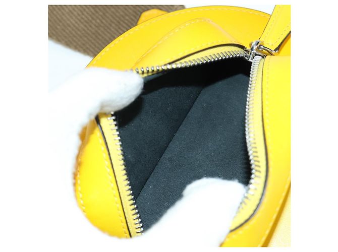FENDI Custodia per Racchetta da Ping Pong Borsa a Spalla Pelle Gialla Argento Auth 166245SM Giallo - vista 16
