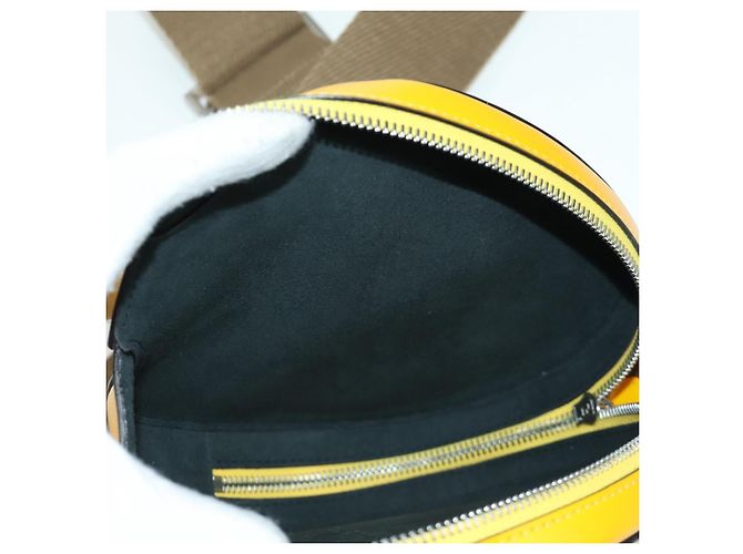 FENDI Custodia per Racchetta da Ping Pong Borsa a Spalla Pelle Gialla Argento Auth 166245SM Giallo - vista 20