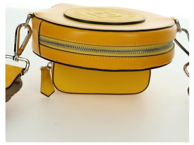 FENDI Custodia per Racchetta da Ping Pong Borsa a Spalla Pelle Gialla Argento Auth 166245SM Giallo - vista 6