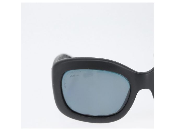 Gafas de sol CHANEL de plástico Negro CC Auth ka2963 - vista 4