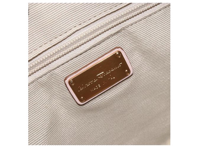 Borsa a Spalla Salvatore Ferragamo in Pelle Rosa Oro Auth ka3027 D'oro - vista 16
