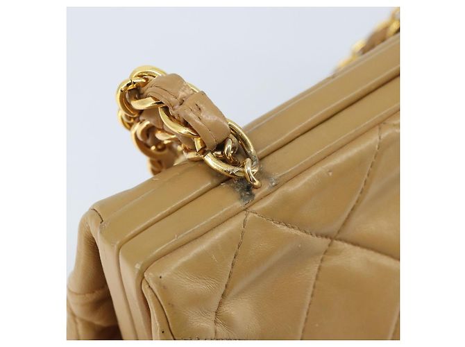 CHANEL Borsa a Spalla Matelassé in Pelle di Agnello Beige Oro CC Auth 171543 D'oro - vista 15