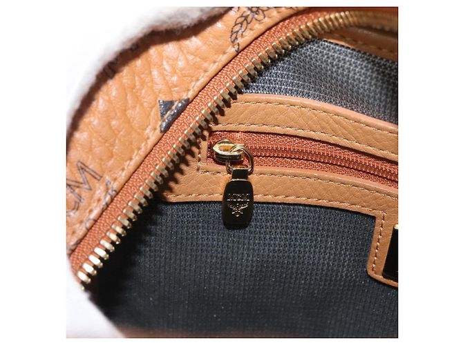 MCM Vicetos Zaino Logogram in pelle PVC marrone oro Auth BA11051 D'oro - vista 23