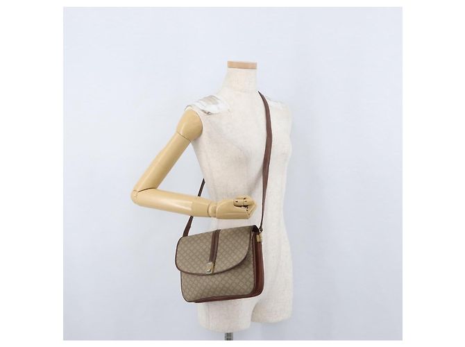 Céline Borsa a Spalla in Tela Macadam CELINE PVC Beige Oro Auth 166227 D'oro - vista 26