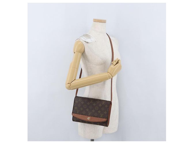 LOUIS VUITTON Borsa a Spalla Monogram Bordeaux 24 M51798 LV Auth 173731 Monogramma - vista 23