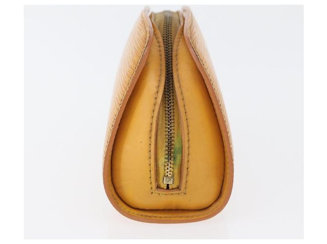 LOUIS VUITTON Pochette Dauphine PM Epi Gialla M48449 LV Auth 172428 Giallo - vista 3