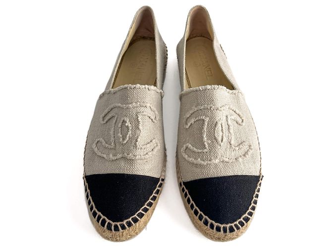 Timeless Chanel Espadrilla piatta in cotone con pattina e punta cap 40 Nero & Bianco - vista 3