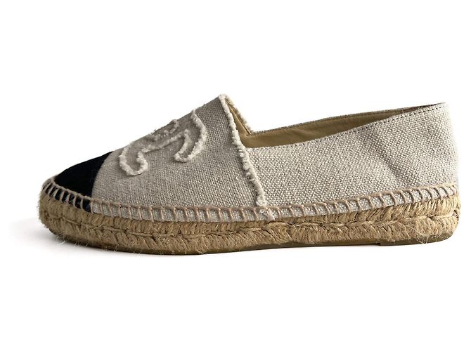 Timeless Chanel Espadrilla piatta in cotone con pattina e punta cap 40 Nero & Bianco - vista 5