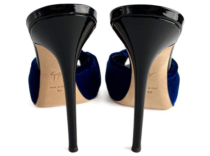 Giuseppe Zanotti Mule con tacco alto in velluto Colline Sabot 110 39 Blu - vista 3