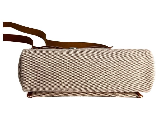 Hermès Herbag Mini Vache Hunter in pelle incrociata beige - vista 9