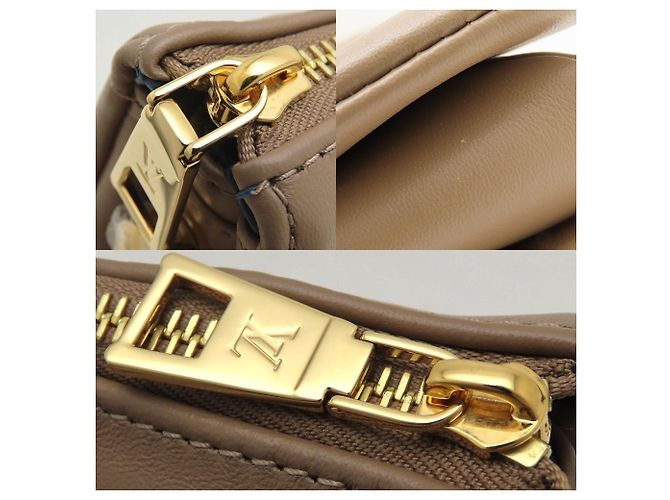 Borsa a Spalla Coussin PM Louis Vuitton Taupe - vista 6