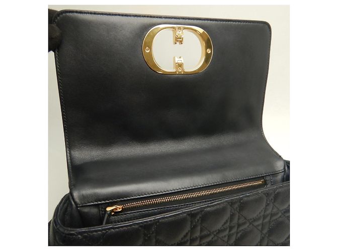Borsa a Spalla Caro Medium Cannage di Christian Dior Nero - vista 18