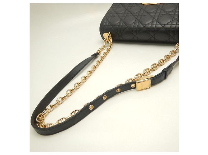 Borsa a Spalla Caro Medium Cannage di Christian Dior Nero - vista 8