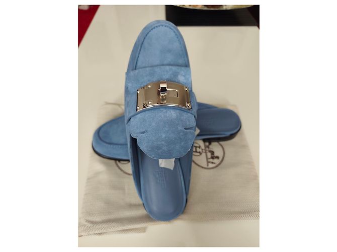 Mule in suede blu cielo di Hermès - vista 10
