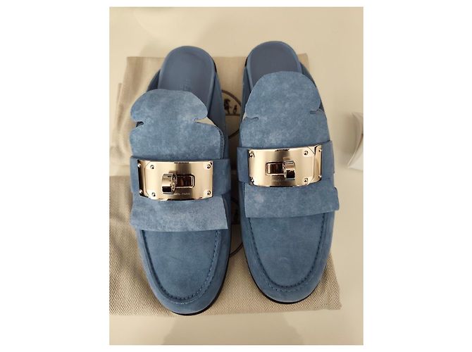 Mule in suede blu cielo di Hermès - vista 16