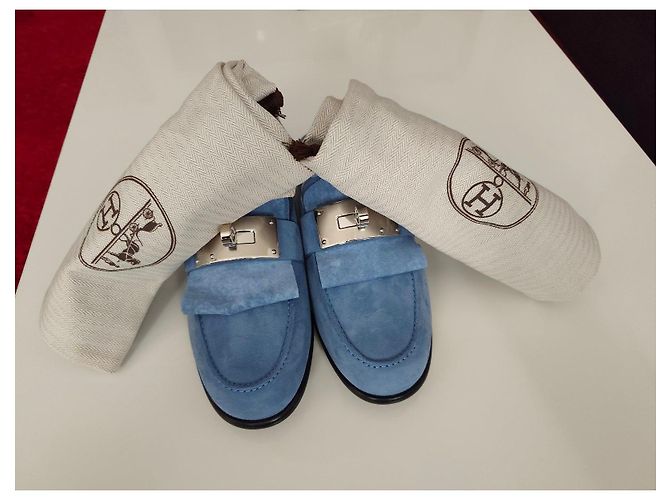 Mule in suede blu cielo di Hermès - vista 5