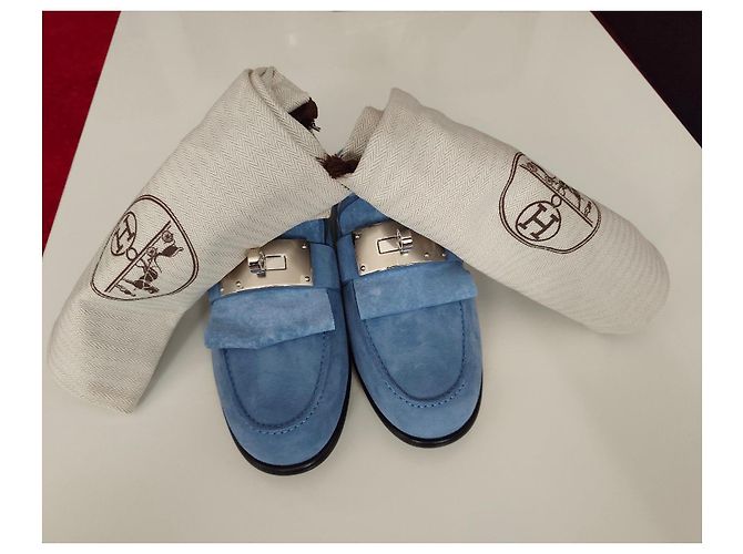 Mule in suede blu cielo di Hermès - vista 8