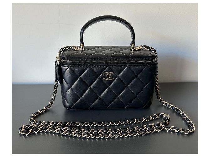 Vanity Beauty Case Chanel in Pelle di Agnello Nera Nero - vista 2