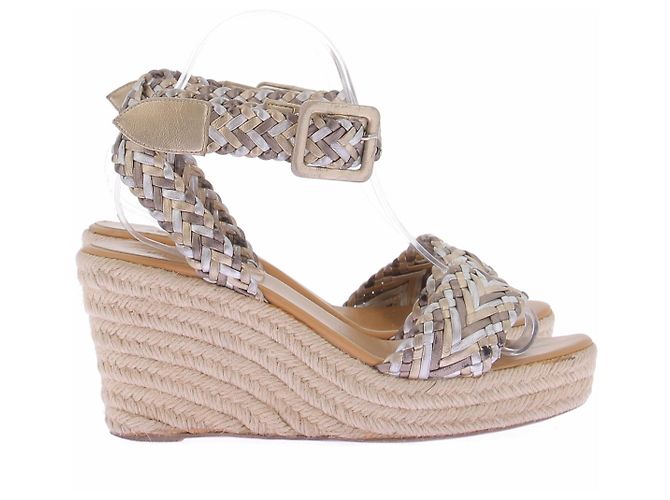 Hermès Sandali con zeppa intrecciati dorati e bronzo D'oro - vista 2