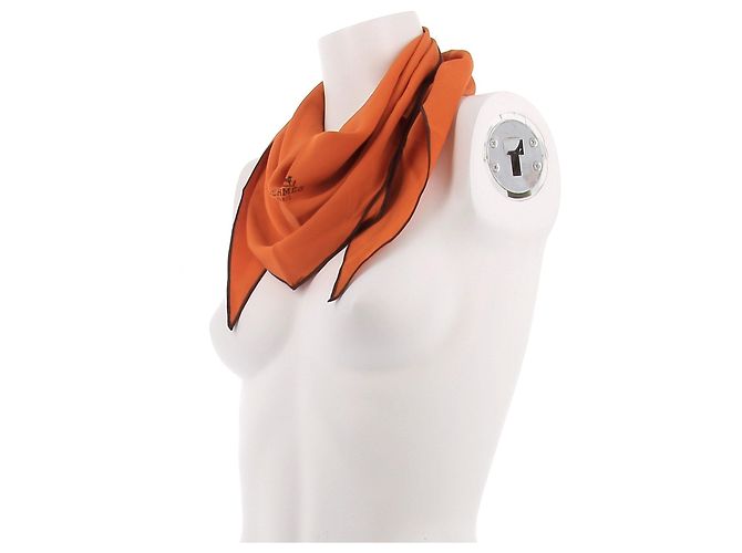 Hermès Foulard étole orange en soie - view 2