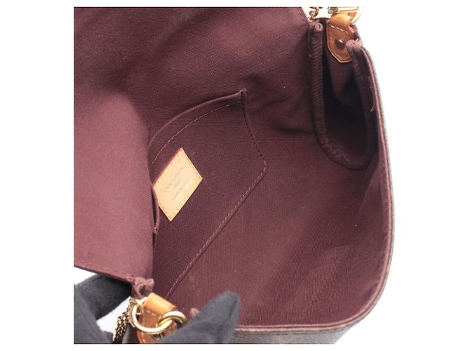 Borsa Louis Vuitton Favorite MM Marrone Monogramma - vista 3
