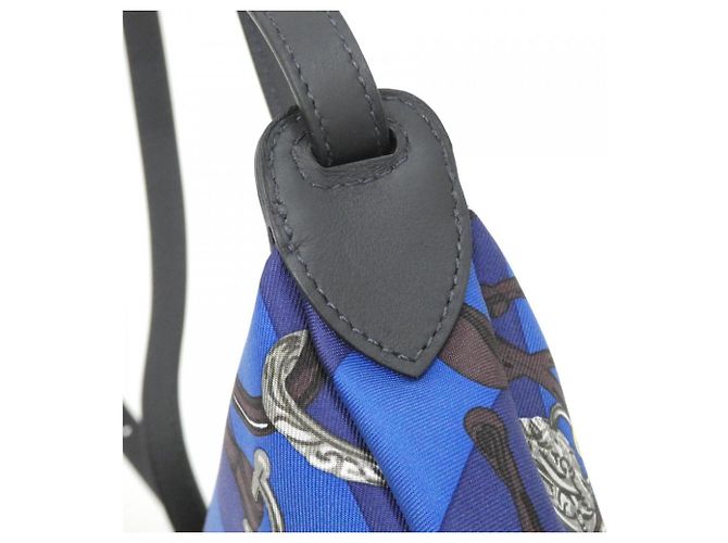Hermès Brides de Gala Bayadere Sursoy To Go Handtasche Blau Damier ebene - Ansicht 6