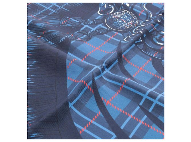 Foulard Hermès Petit Carré 45 Cheval Punk Bianco Rosso Blu - vista 4