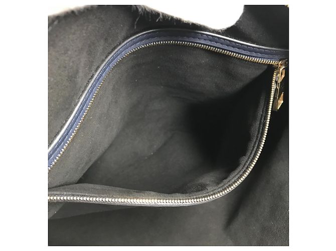 Borsa Tote Verticale Lockit in Gomma Monogram Louis Vuitton Nero Blu - vista 15