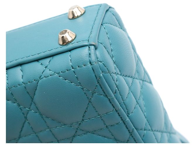 Dior Bleu Micro Cuir d'Agneau Cannage Lady Dior Turquoise - vue 7