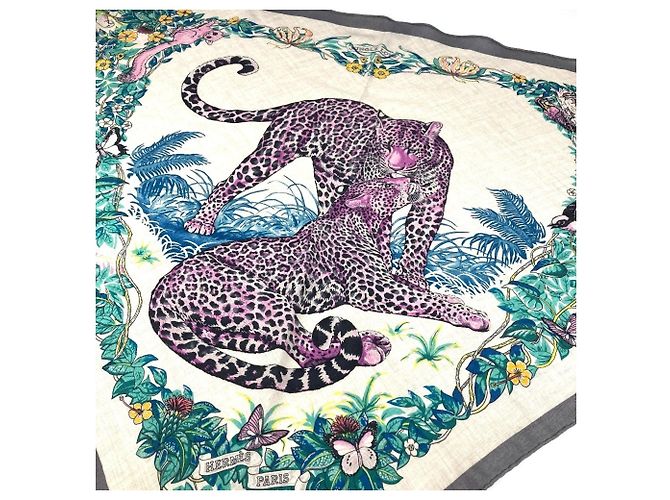 Silk In Hermès Hermes Jungle Love Triangle Géant Shawl Brown Multiple colors - view 14